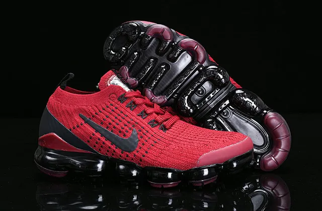 Nike Air VaporMax 红黑跑鞋 14