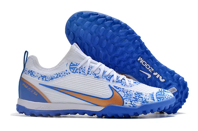 Nike Air Zoom काला नीला कम-कट सिंथेटिक अपर टेक्स्चर्ड रिब्ड मिडफुट पैनल टर्फ फुटबॉल जूते 24