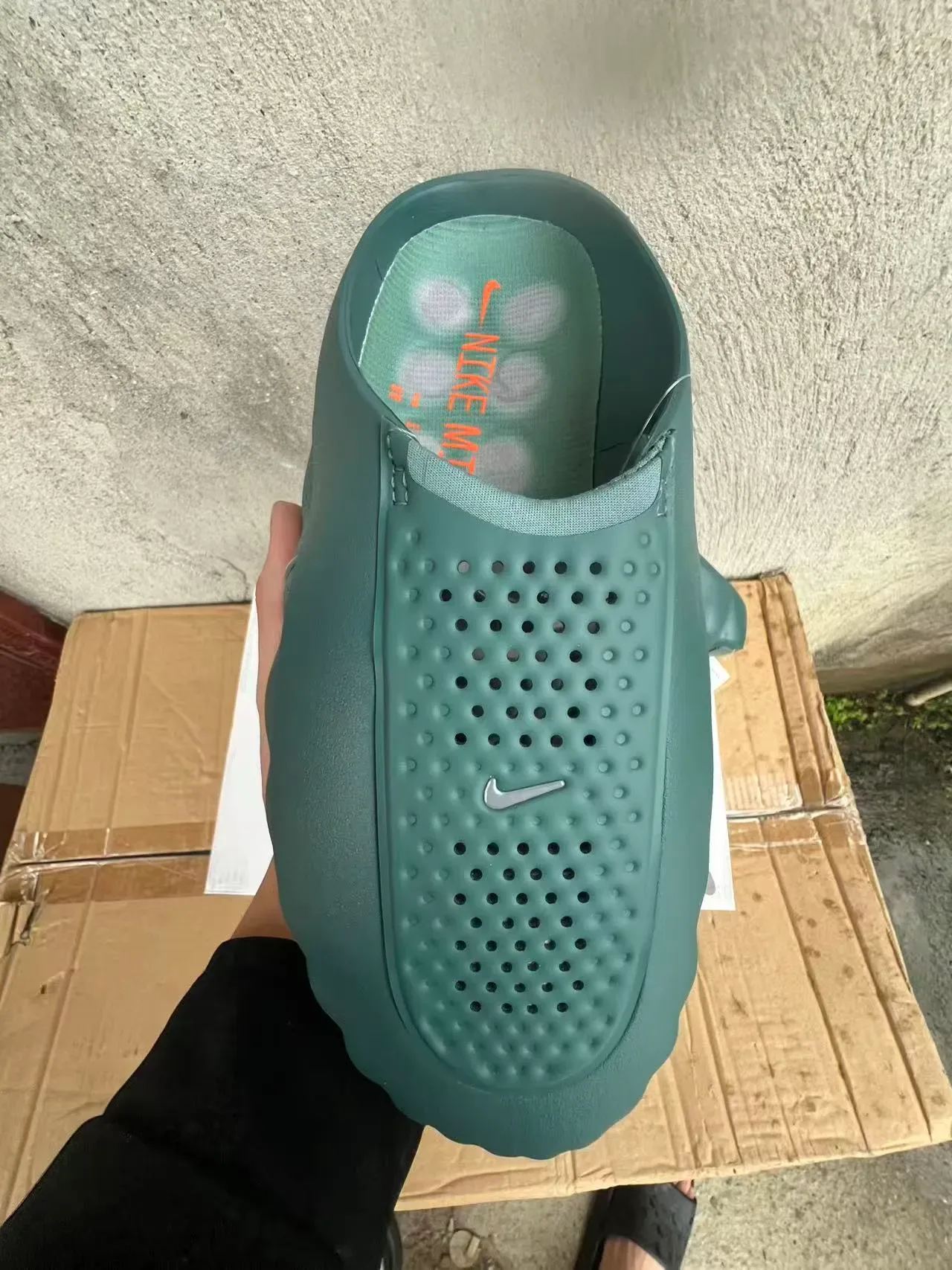 Nike Tênis Lifestyle Sola Podded Verde Exército e Laranja 3