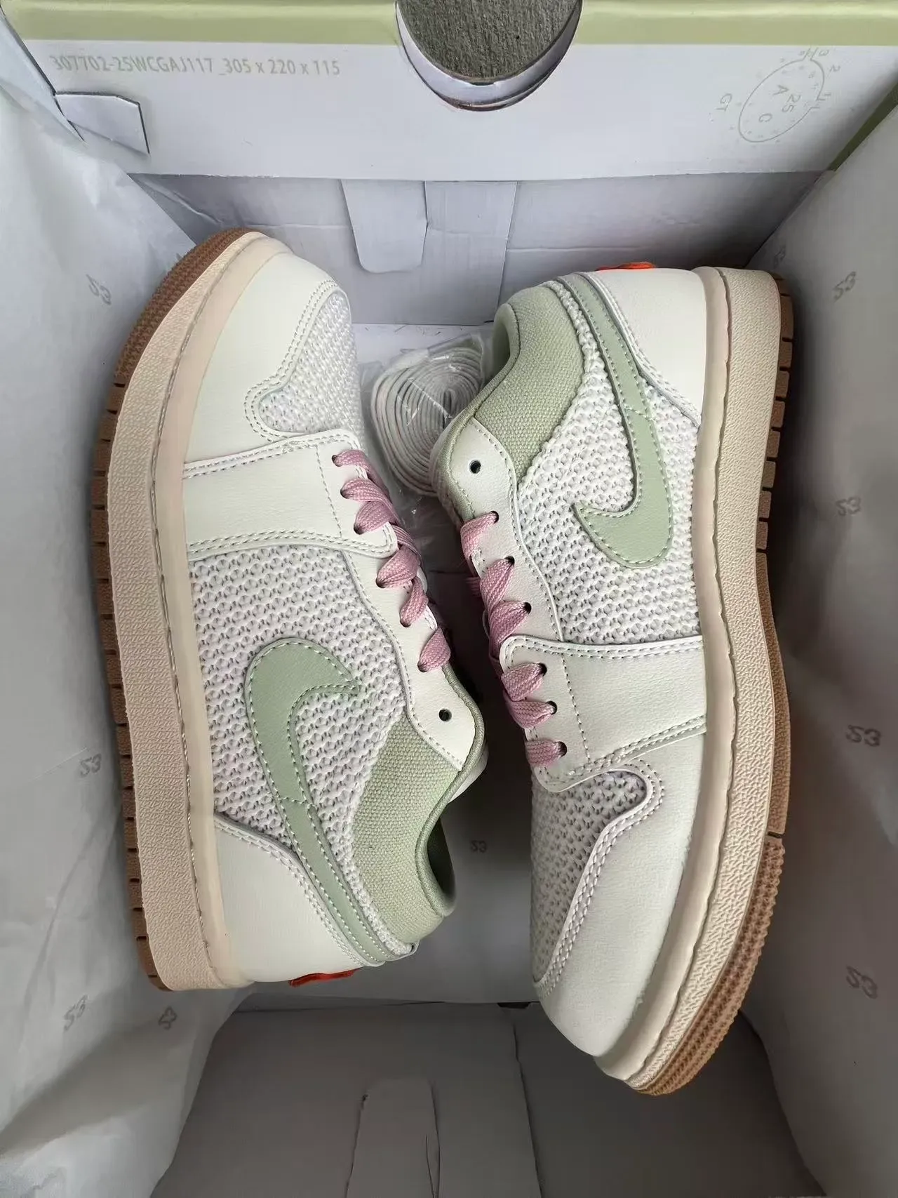 Nike بيج أخضر لوتوب سيليويت تكستايل-ميش و جلد تراكب بناء أسلوب حياة سنيكرز 9