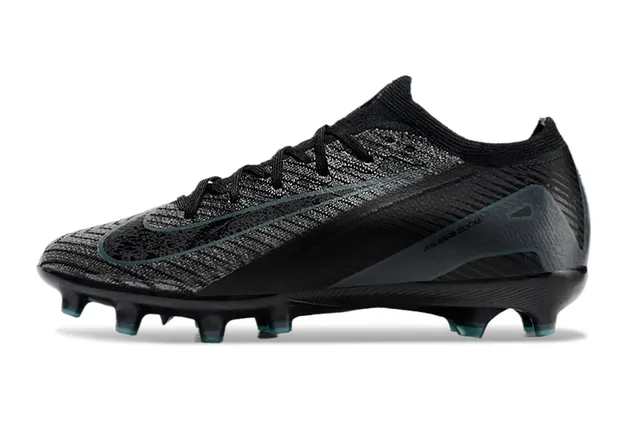 Nike Chaussures de football noir bleu basse collet chaussette tricot texturé upper sol ferme 7