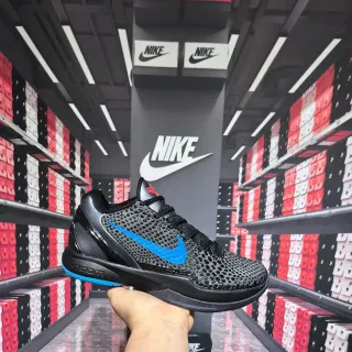 Nike काले नीले छिद्रित जाल ऊपरी टेक्स्चर्ड डॉट पैटर्न बास्केटबॉल जूते