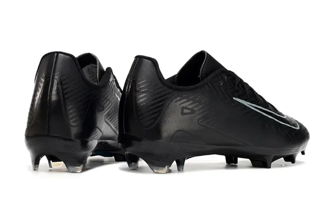 Nike Sapatos de Futebol Black Gray Low-Cut Upper Sintético Firm-Ground 5