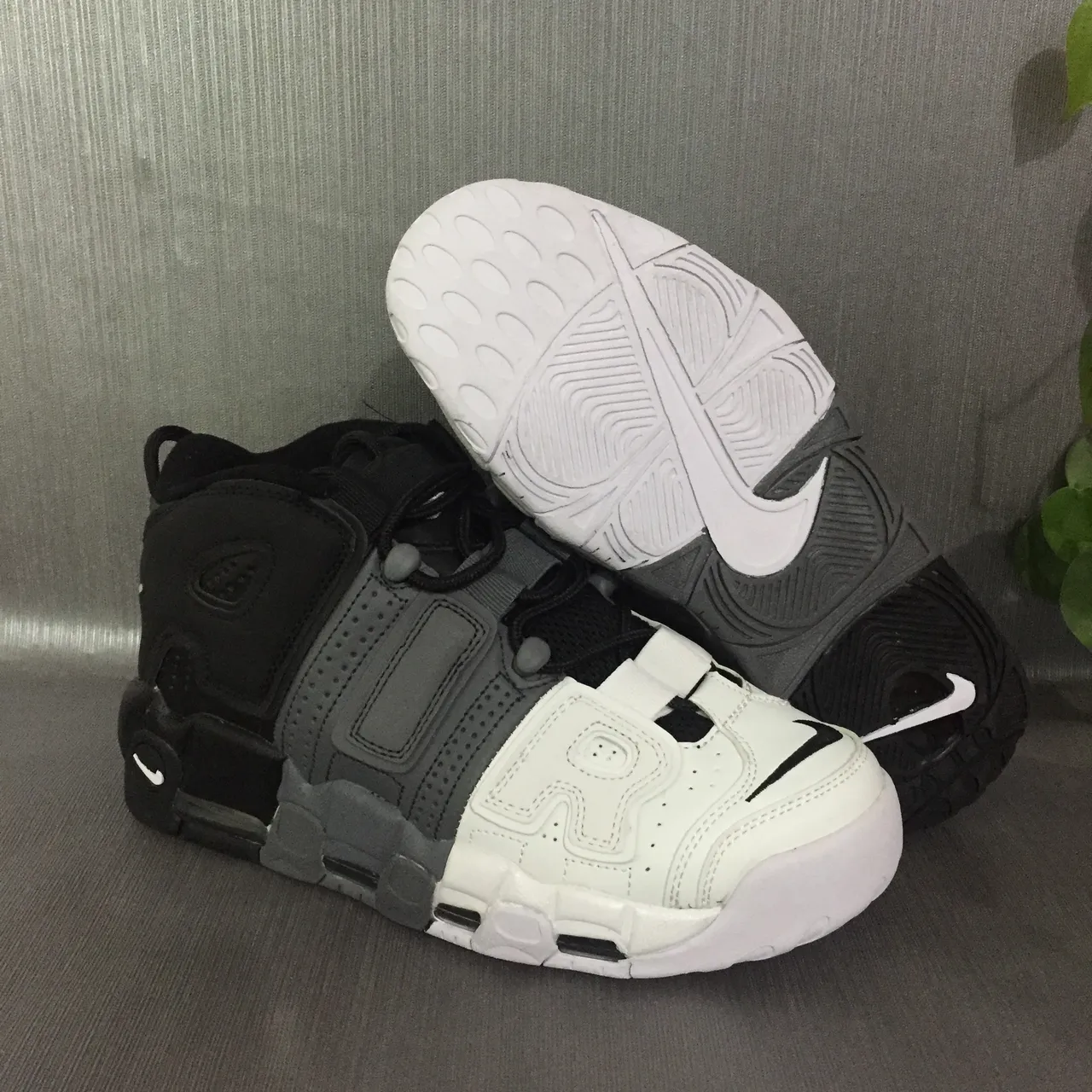 Nike Tênis de Basquete Preto e Branco de Cano Alto Multicamadas Sintético Cage 6