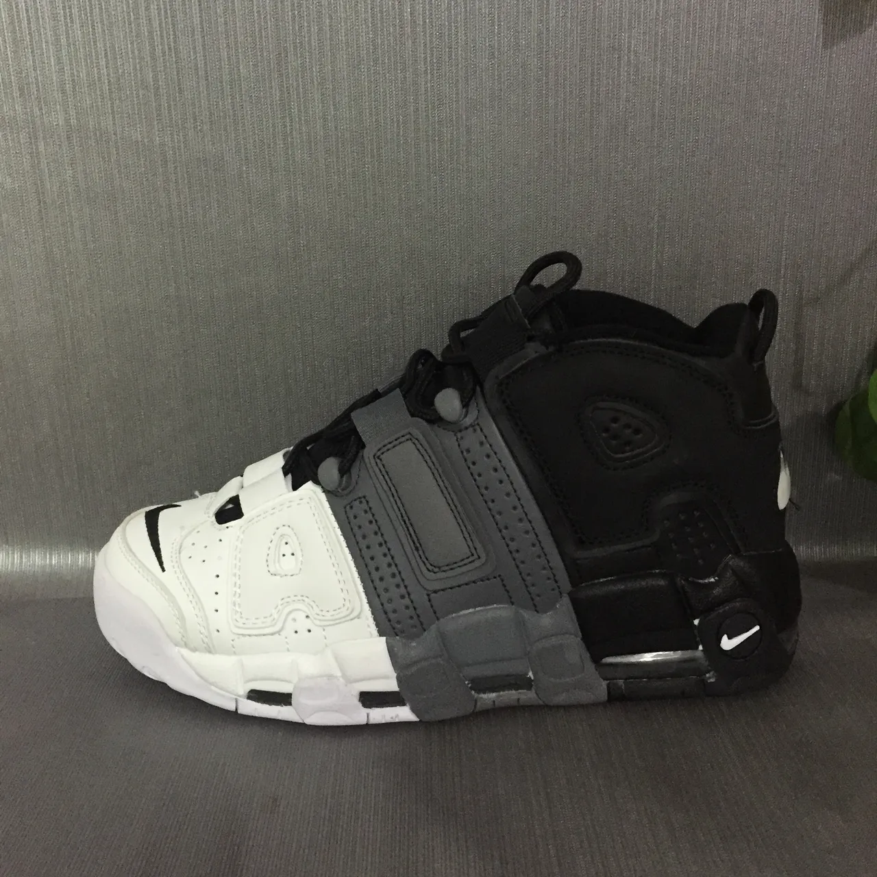 Nike Tênis de Basquete Preto e Branco de Cano Alto Multicamadas Sintético Cage 8