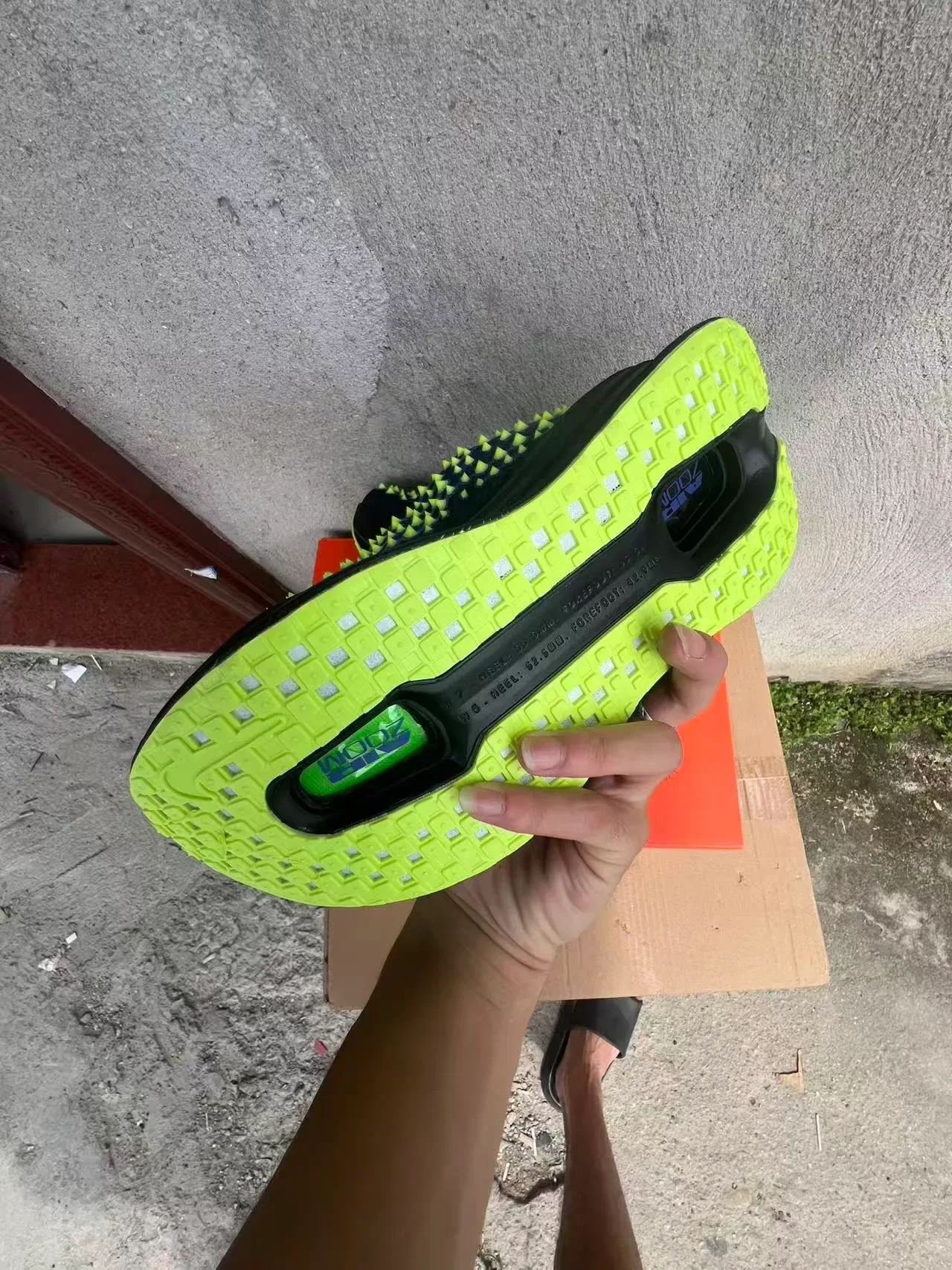Nike Blue Green Dual Visible Zoom Air Units Low-Top Performance Silhouette Lifestyle Sneakers 6