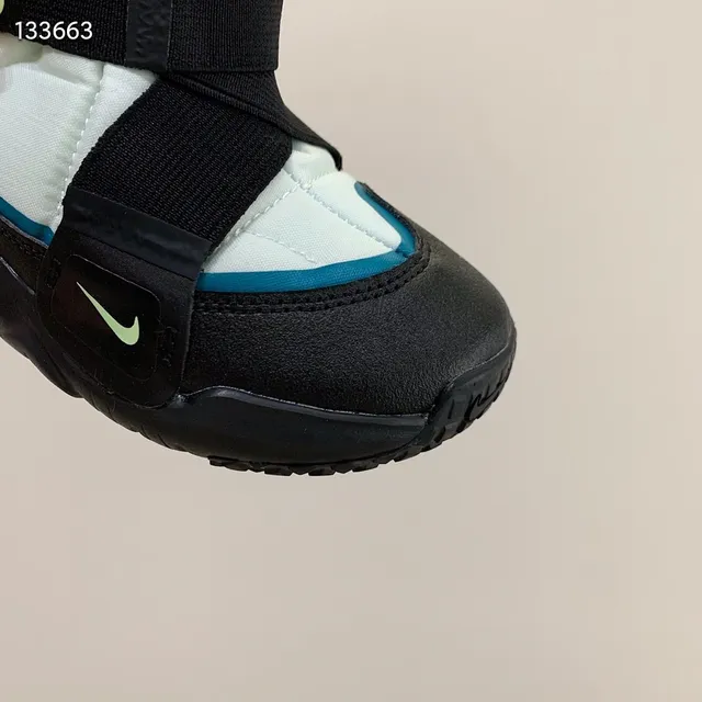 Nike Marrom Preto Isolado Alto Gola com Forro de Pele Botas de Neve 19