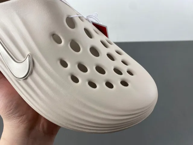 Nike Clog Beige Silver Ribbed Sculpted Sole Perforated Upper Clog 2