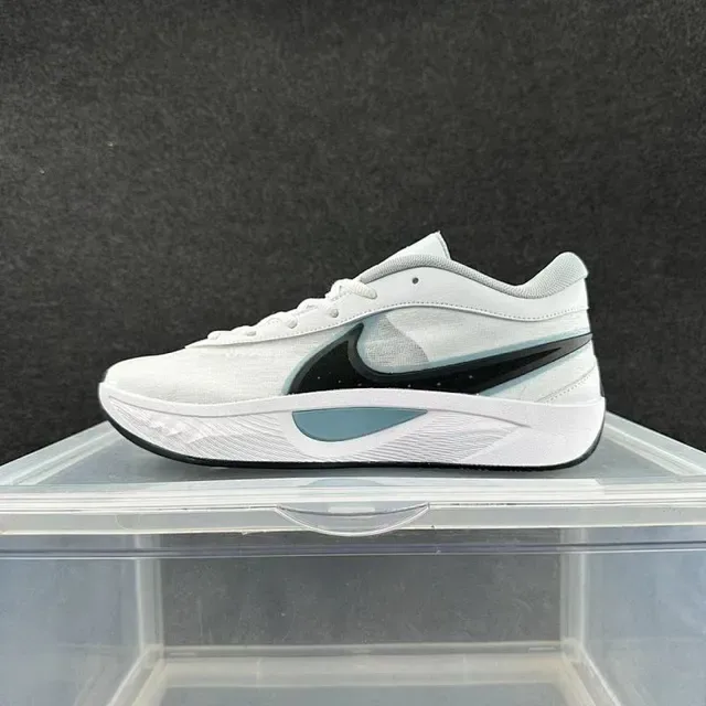 Nike Cosmic Unity White Black Teal Lifestyle Sneakers 2