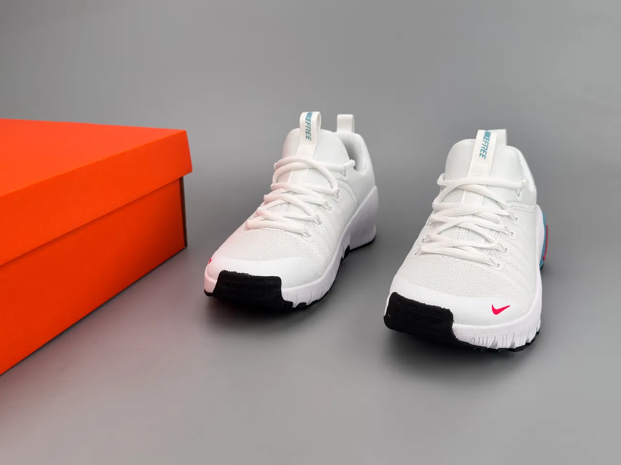 Nike Free RN White Red Knit Upper Segmented Flex Groove Sole Running Shoes 3