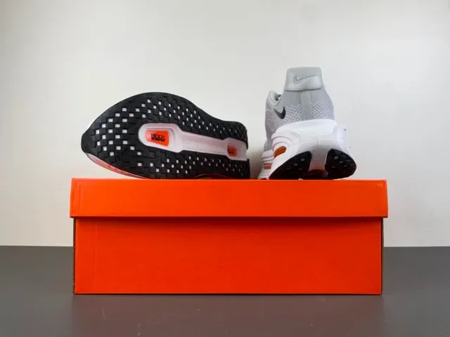 Nike Air Zoom Units Gris Blanc Maille Supérieure Visible Orange Chaussures de Course 16