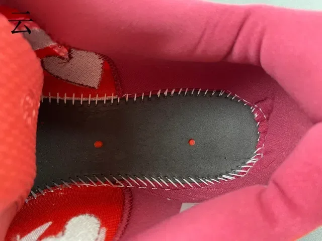 Nike Kobe লাল সাদা নিট উপর হার্ট মোটিফ প্রিন্ট বাস্কেটবল জুতো 8