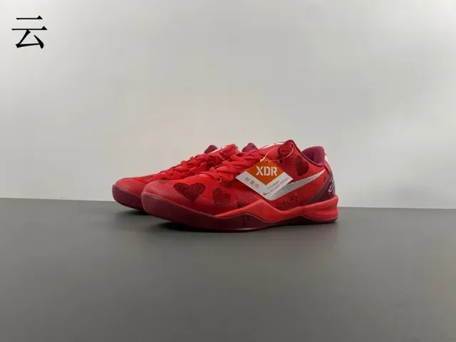 Nike Kobe লাল সাদা নিট উপর হার্ট মোটিফ প্রিন্ট বাস্কেটবল জুতো 11