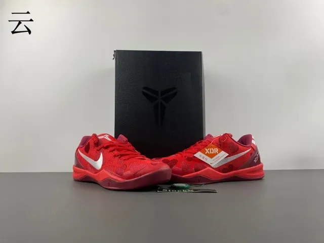 Nike Kobe লাল সাদা নিট উপর হার্ট মোটিফ প্রিন্ট বাস্কেটবল জুতো 14