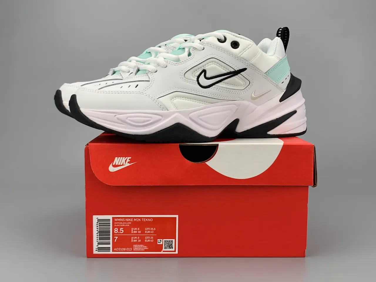 Nike M2K Tekno blanc vert menthe sneakers chunky 2