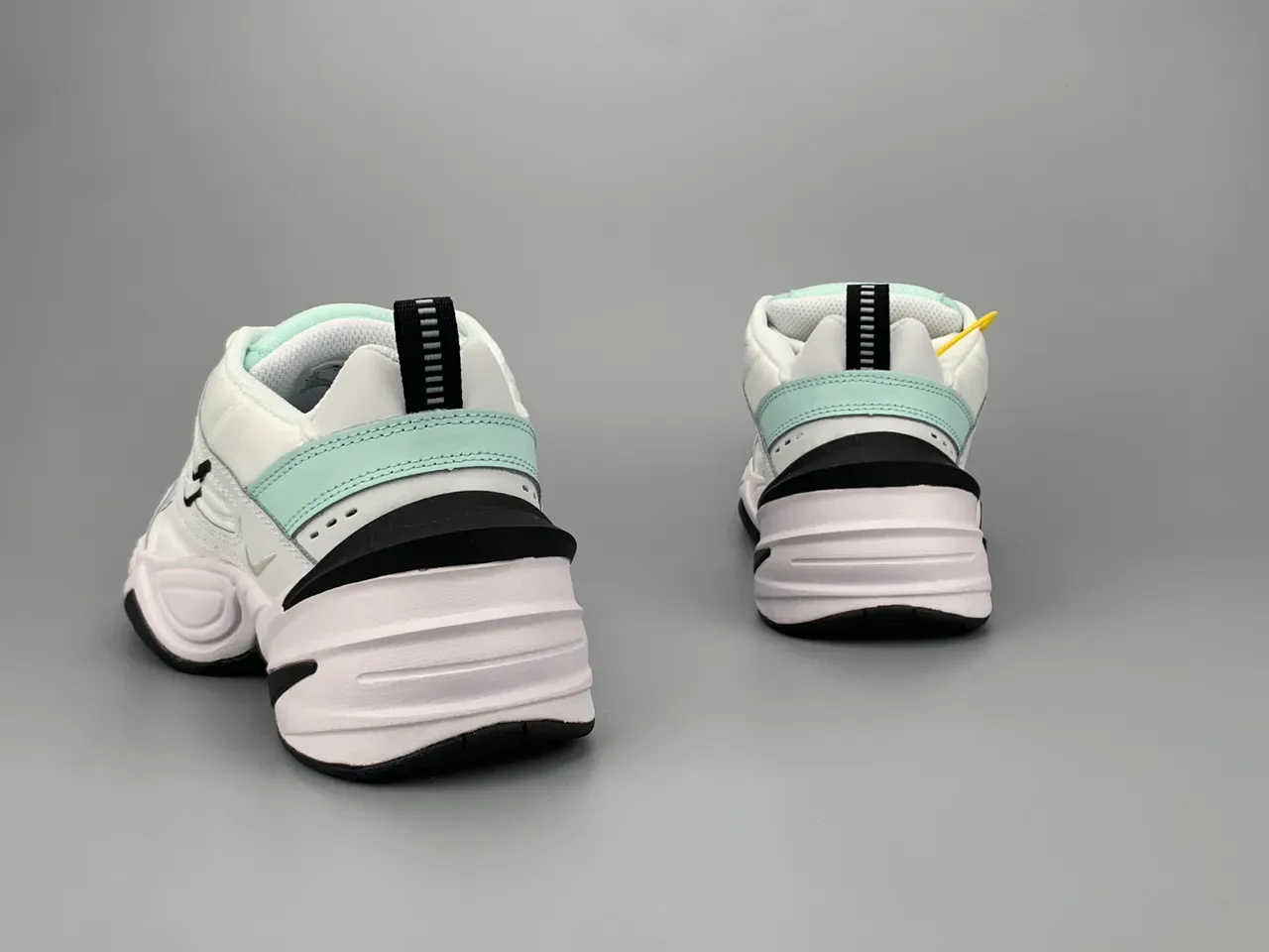 Nike M2K Tekno blanc vert menthe sneakers chunky 7