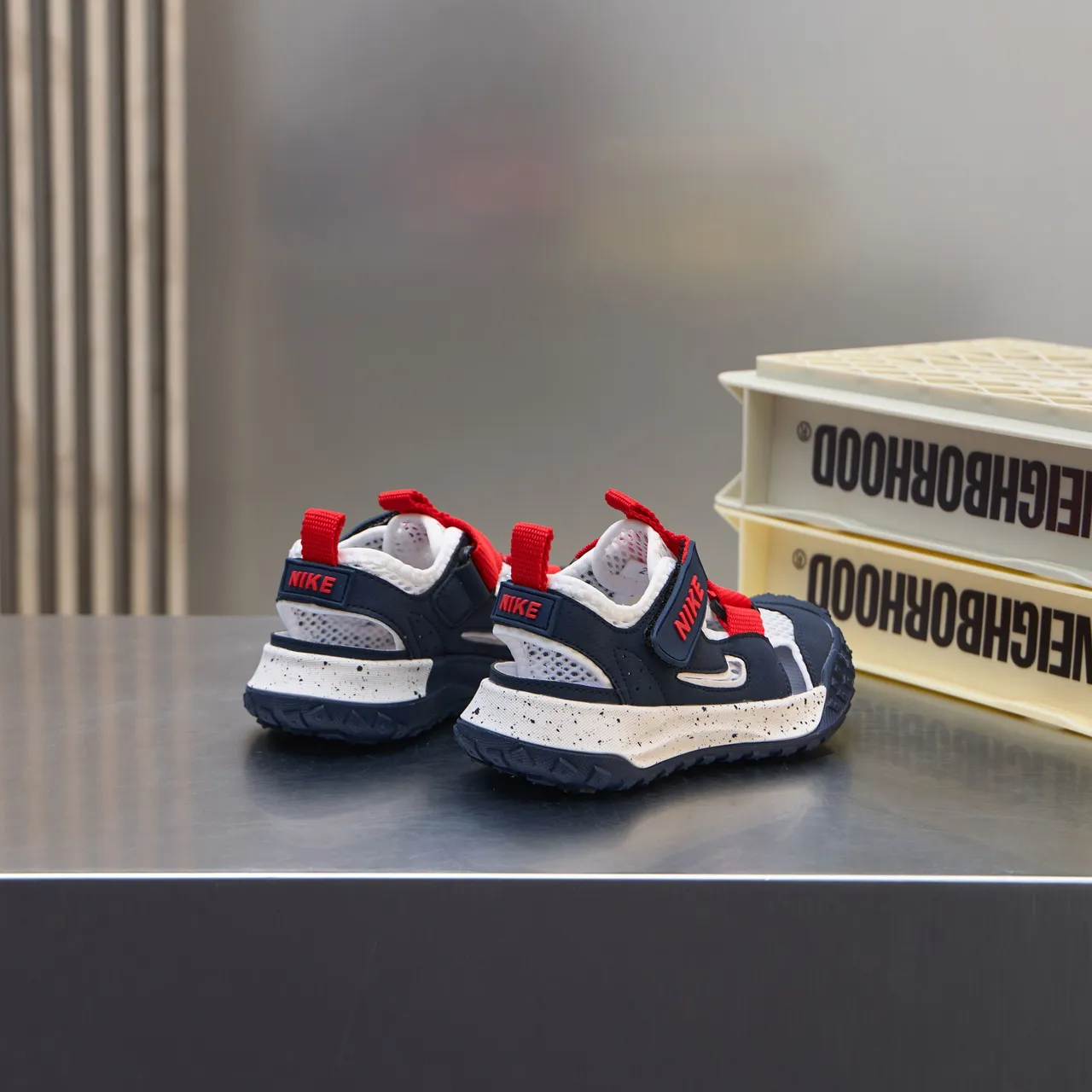 Nike Navy Red Multi-Strap Mesh Upper Casual Sandals 10