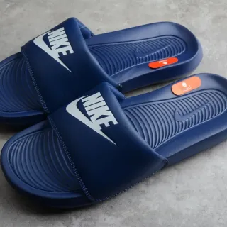 Nike 海军蓝白色 单带 成型足床 拖鞋