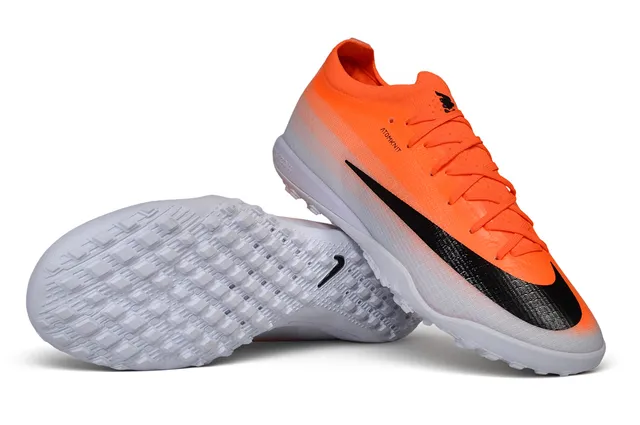 Nike Chaussures de football turf orange noir low-cut sock-fit upper gradient knit 5