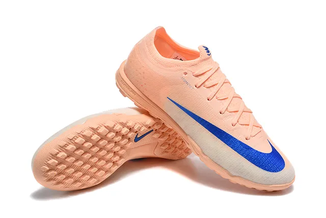 Nike Tênis de futebol turf com upper de knit laranja e azul silueta low-cut 7