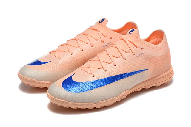 Nike Tênis de futebol turf com upper de knit laranja e azul silueta low-cut 8