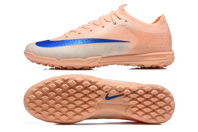 Nike Tênis de futebol turf com upper de knit laranja e azul silueta low-cut 9