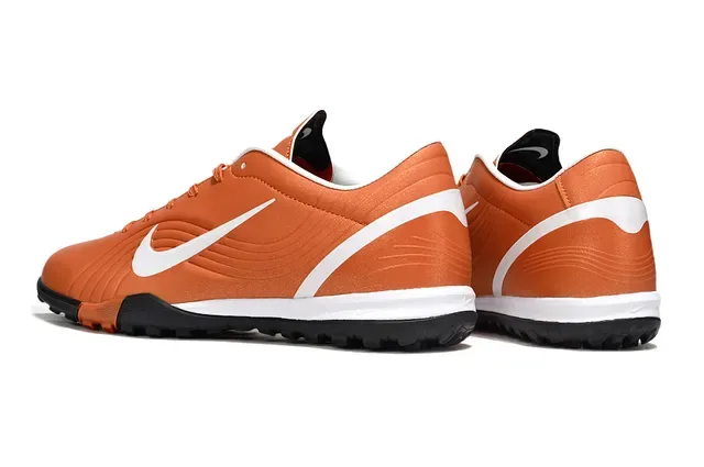 Nike Orange White Low-Cut Synthetic Upper Indoor Soccer Shoes 4