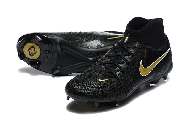 Nike Phantom GT Noir et Or Terrain Ferme Chaussures de Football 7