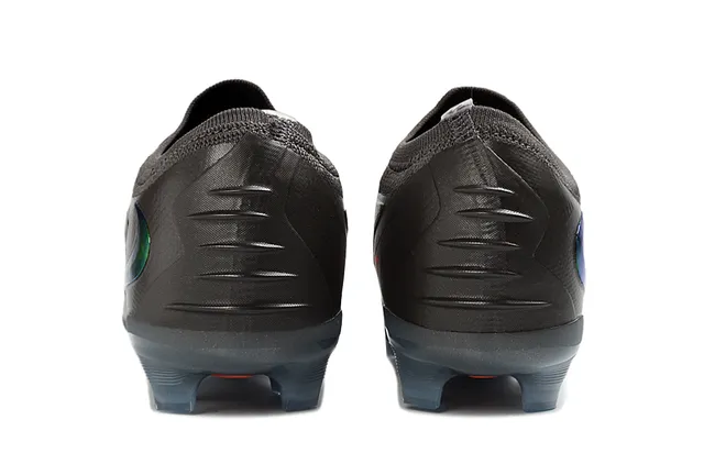 Nike Phantom GT Noir Iridiscent Vert Firm-Ground Chaussures de Football 13
