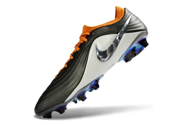 Nike Phantom GT Brilliance أحذية كرة القدم للأرض الصلبة 3