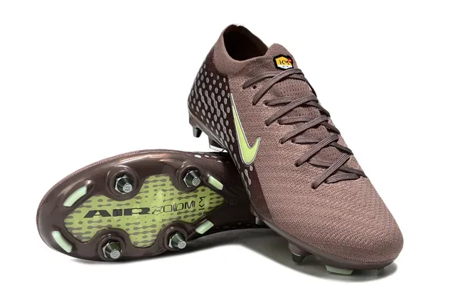 Nike Phantom GT 棕绿针织鞋面 波点图案 碎钉足球鞋 4