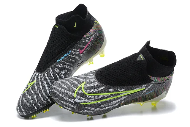 Nike Phantom GT Firm-Ground Soccer Shoes 2