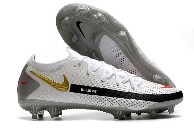 Nike Phantom GT White Firm-Ground 足球鞋 7