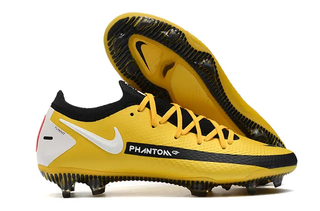 Nike Phantom GT White Firm-Ground 足球鞋 9