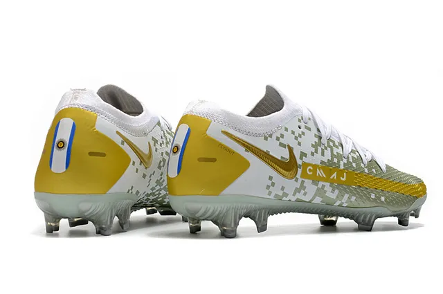 Nike Phantom GT White Firm-Ground 足球鞋 21