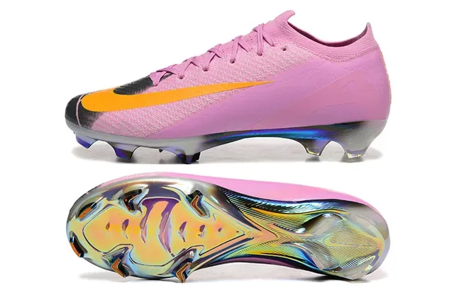 Nike Zapatillas de fútbol con upper de punto rosa y naranja, cordones asimétricos para terreno firme 9