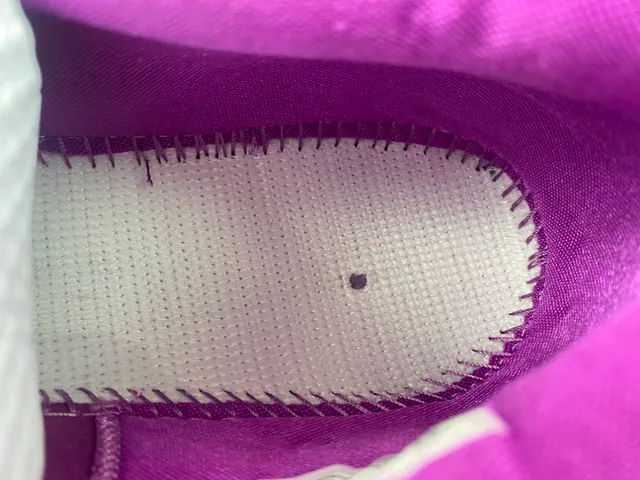 Nike बैंगनी सफेद बुनाई ऊपरी निम्न-कट सिल्हूट बास्केटबॉल जूते 8