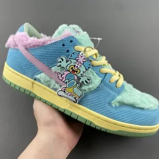Nike SB Dunk Low कार्डुरॉय फॉक्स फर कार्टून पैच स्केटबोर्ड जूते