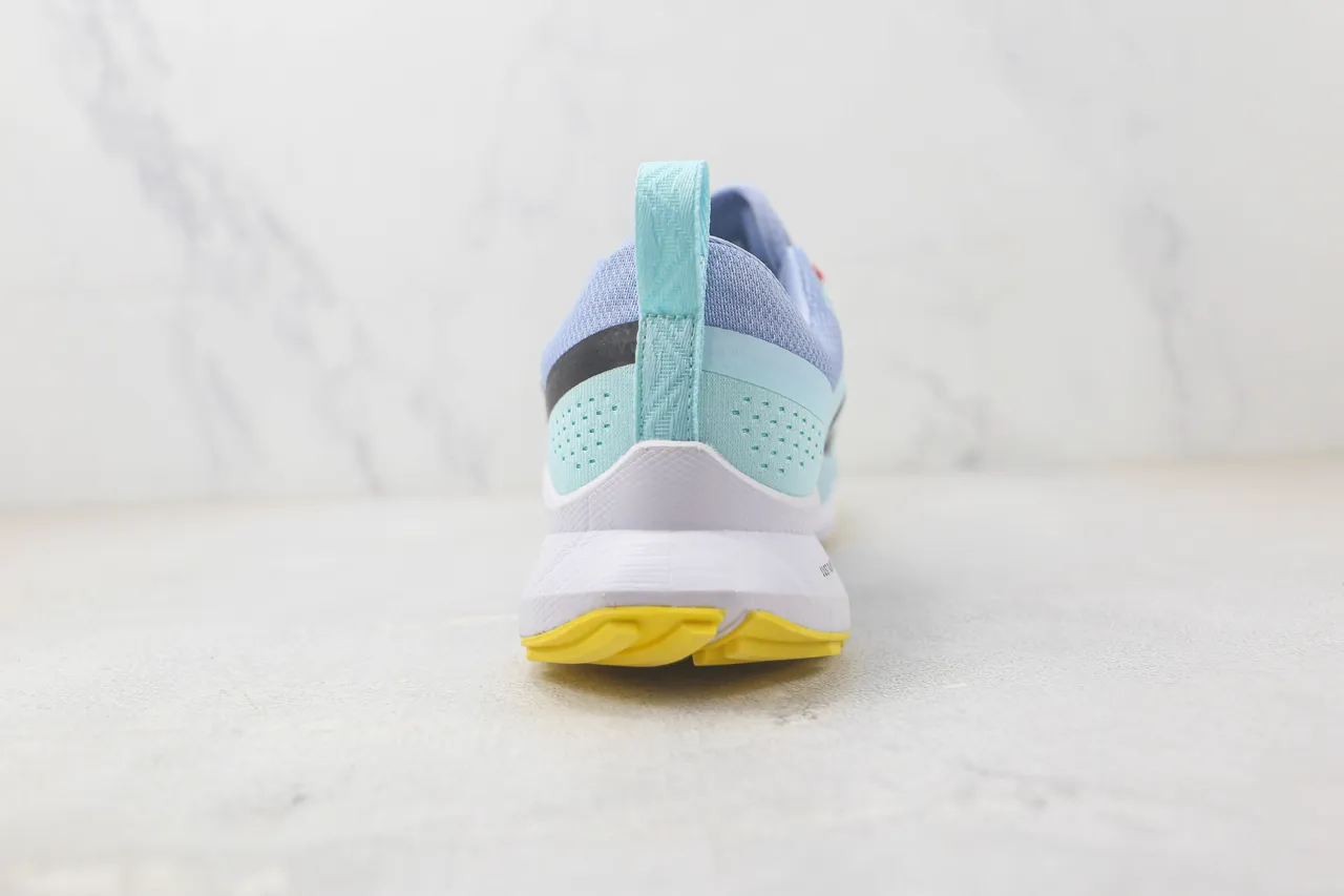 Nike Trail Blue Yellow Breathable Engineered Mesh Multi-Directional Lugged Outsole Running Shoes 9