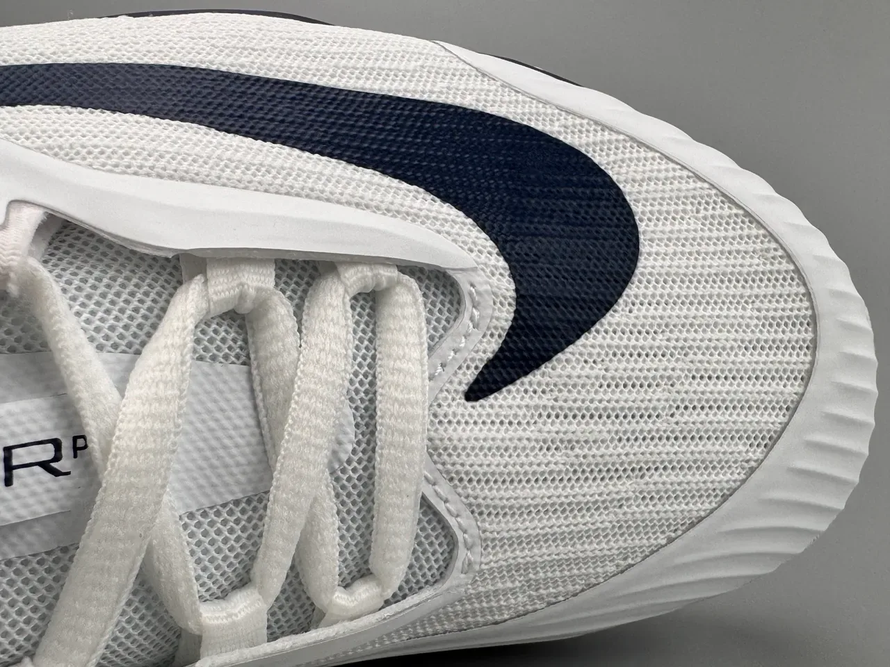 Nike Vapor White Navy Engineered Mesh Upper Swoosh Overlay Lifestyle Sneakers 2