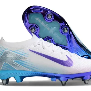Nike Chaussures de football à empeigne tricotée basse, semelle dégradée, blanc et bleu pour sol ferme.