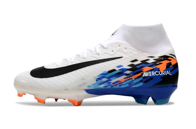Nike Chaussures de football blanc bleu avec col de chaussette, superposition de graphiques pixelisés, pour terrain ferme 8