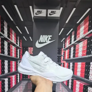 Nike حذاء كرة السلة أبيض منخفض منسوج