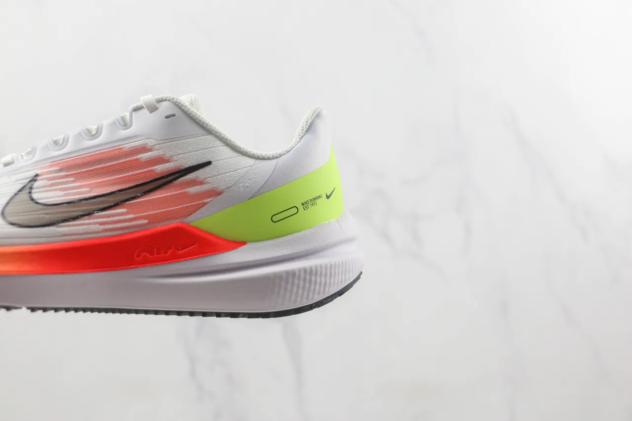 Nike White Orange Engineered Mesh Upper Ribbed Texture Running Shoes 7