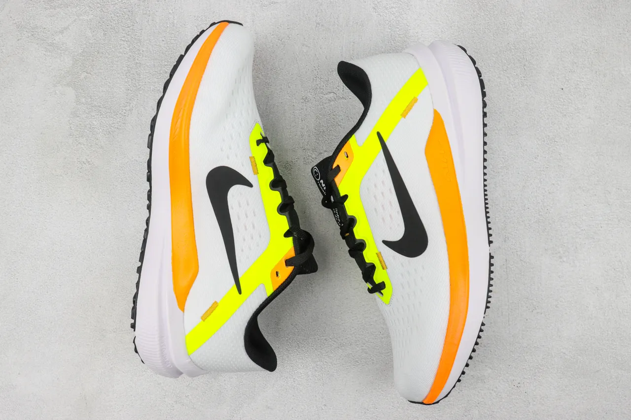 Nike Blanc Jaune Respirable Maille Supérieure Accents Néon Et Orange Chaussures de Course 2