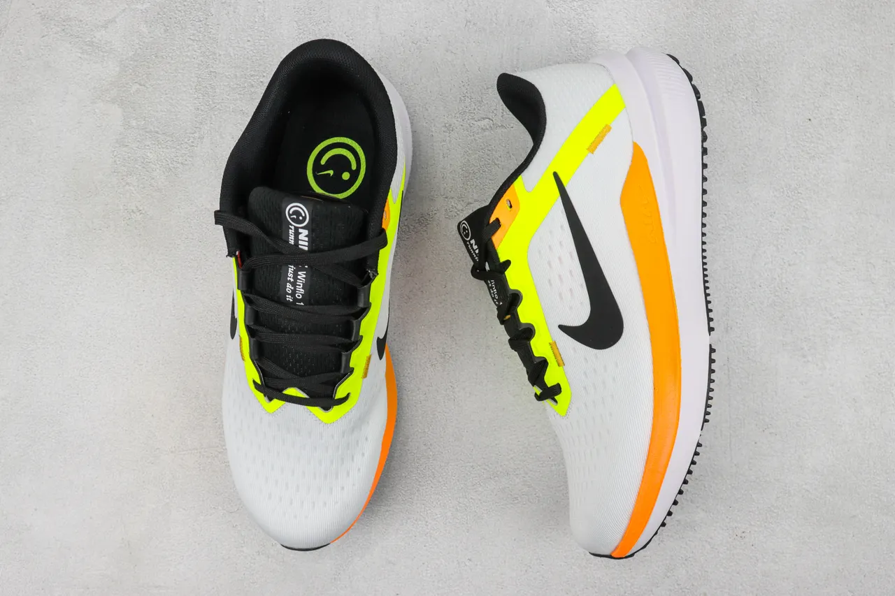 Nike Blanc Jaune Respirable Maille Supérieure Accents Néon Et Orange Chaussures de Course 3