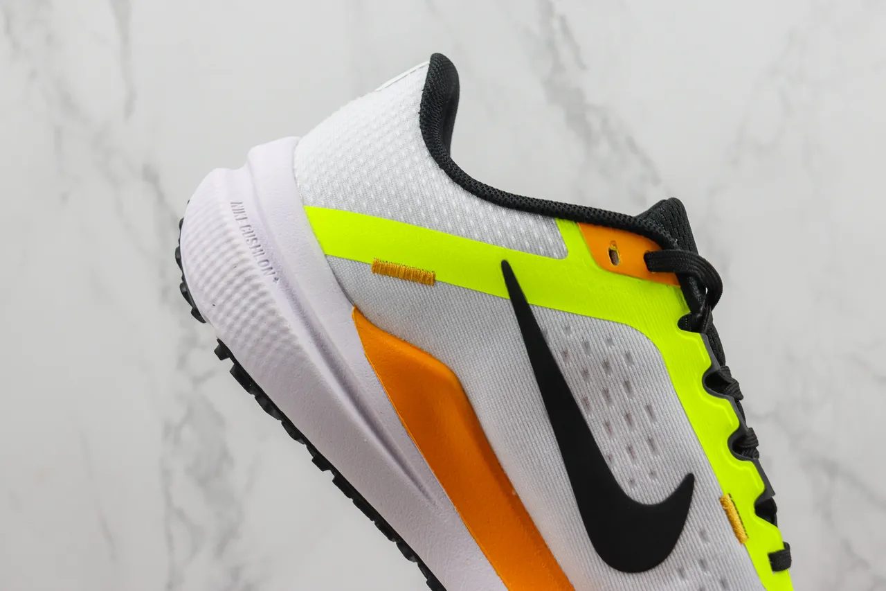 Nike Blanc Jaune Respirable Maille Supérieure Accents Néon Et Orange Chaussures de Course 5