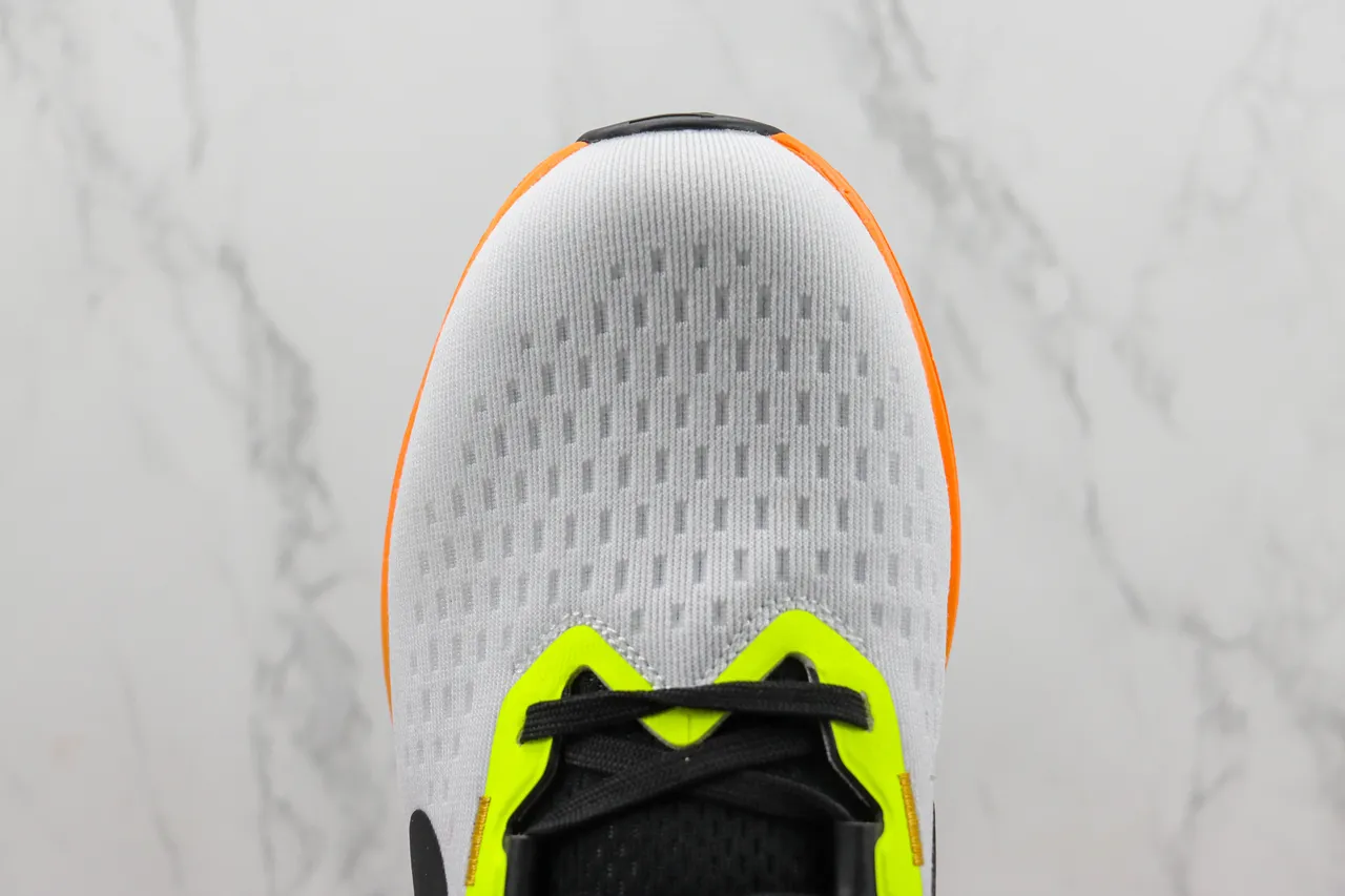 Nike Blanc Jaune Respirable Maille Supérieure Accents Néon Et Orange Chaussures de Course 6