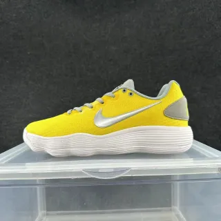 Nike أصفر رمادي أحذية رياضية أسلوب حياة منخفضة مع أعلى نصي ملمس