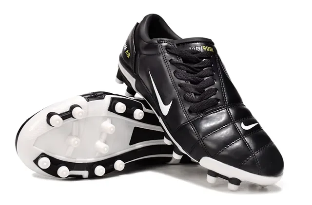 Nike Zoom Air কালো এবং সাদা ফার্ম গ্রাউন্ড ফুটবল জুতো 4